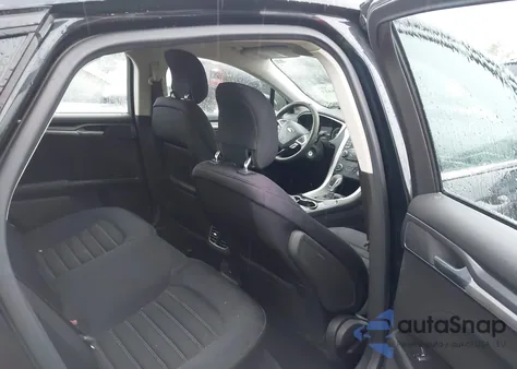 2014 Ford Fusion Se z USA, uszkodzony, nr VIN 3FA6P0H72ER307951